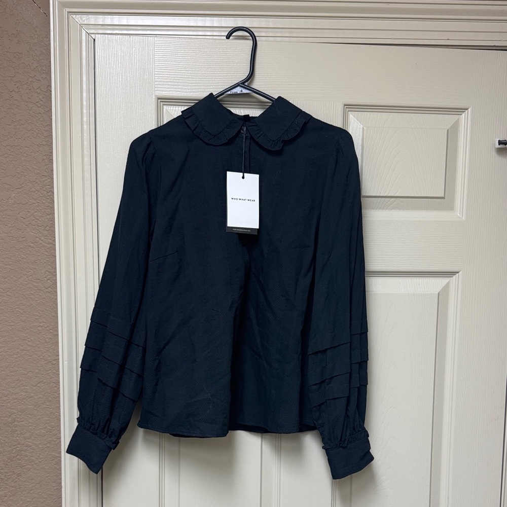 NWT Who What Wear long sleeve collared blouse